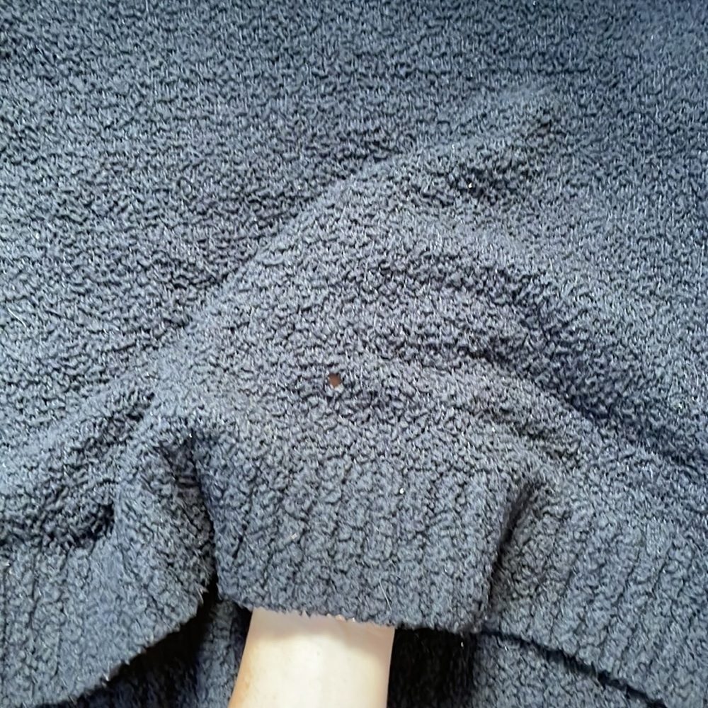 Sweater - Picture 2 of 4
